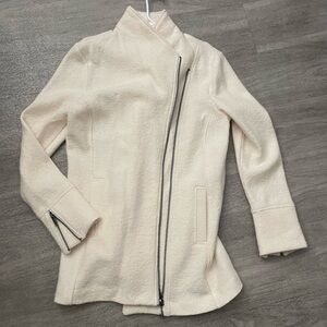 NWOT Nicole Miller wool blend coat M